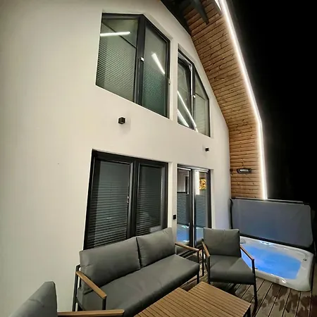 Altitude 2 Matra Case de vacanță